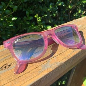 Women’s Pink Tay Ban Wayfarer Sunglasses